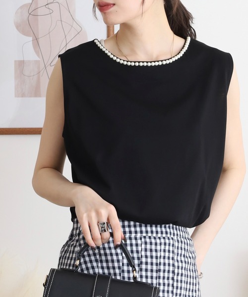 BRODIAEA（ブローディア）の「BRODIAEA パール付きノースリーブきれいめカットソー（Tシャツ/カットソー・レディース・オフホワイト/ブラック/ライトグリーン/ピンク・40）」の11枚目の写真