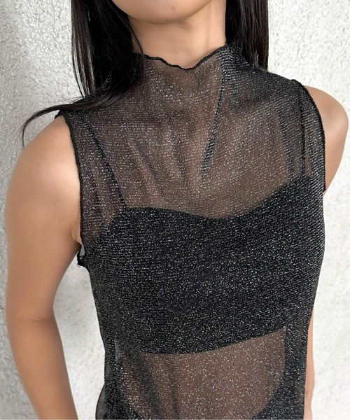 LVEU.(ラブユ.)の「【LVEU.】ハイネックラメシアーノースリーブトップス / トップス カットソー シアー メッシュ ラメ ノースリーブ ハイネック レイヤード インナー ブラック シルバー ZOZOTOWN限定(Tシャツ/カットソー・レディース・ブラック/シルバー・FREE)」の14枚目の写真