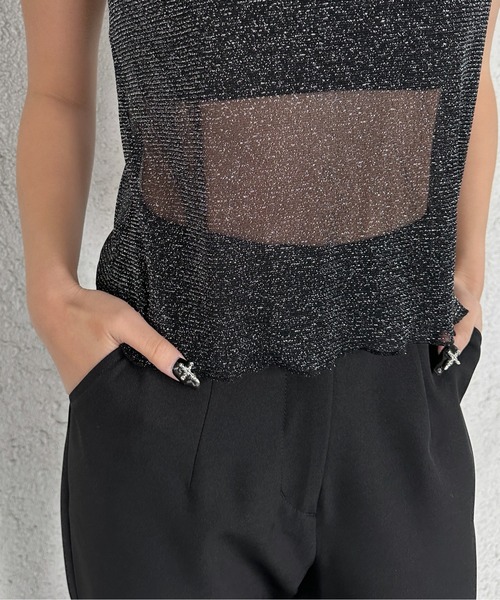 LVEU.(ラブユ.)の「【LVEU.】ハイネックラメシアーノースリーブトップス / トップス カットソー シアー メッシュ ラメ ノースリーブ ハイネック レイヤード インナー ブラック シルバー ZOZOTOWN限定(Tシャツ/カットソー・レディース・ブラック/シルバー・FREE)」の15枚目の写真