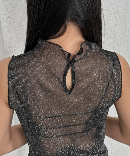 LVEU.(ラブユ.)の「【LVEU.】ハイネックラメシアーノースリーブトップス / トップス カットソー シアー メッシュ ラメ ノースリーブ ハイネック レイヤード インナー ブラック シルバー ZOZOTOWN限定(Tシャツ/カットソー・レディース・ブラック/シルバー・FREE)」の16枚目の写真
