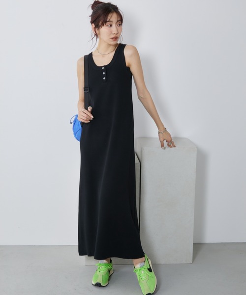 Auntie Rosa Holiday（アンティローザホリデー）の「ヘンリーネックニットロングワンピース（ワンピース・レディース・ブラック/ホワイト×ブラック/ブラック×ホワイト・FREE）」の4枚目の写真