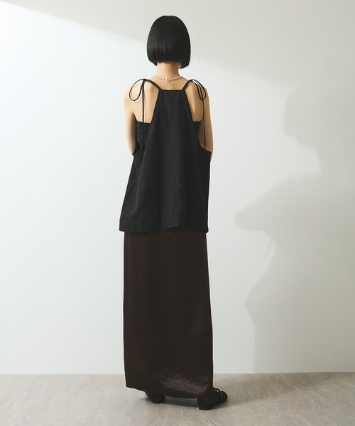 ADAM ET ROPE'(アダムエロペ)の「【WEB限定】2WAYダブルストラップキャミソールジレ(ベスト・レディース・ブラック/グレー系その他・FREE)」の7枚目の写真