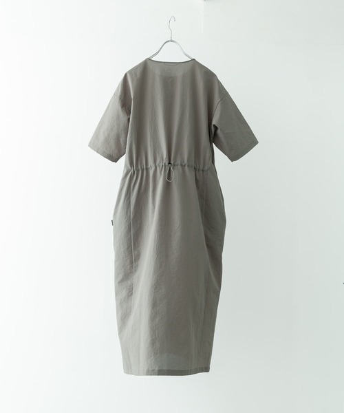 EKAL（エカル）の「『吸水速乾/軽量』DotAir ONEPIECE（ワンピース・レディース・ブラック/オリーブ/チャコールグレー・ONE）」の6枚目の写真