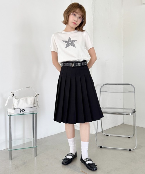 SOLLON.(ソルロン)の「スターモチーフ半袖チビトップス(Tシャツ/カットソー・レディース・レッド/ホワイト/ブラック・FREE)」の4枚目の写真