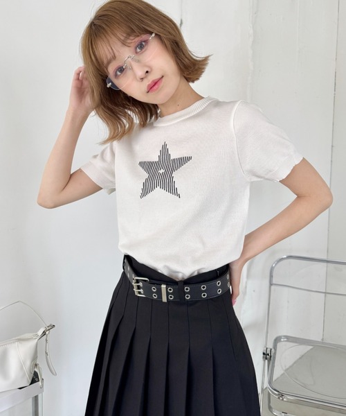 SOLLON.(ソルロン)の「スターモチーフ半袖チビトップス(Tシャツ/カットソー・レディース・レッド/ホワイト/ブラック・FREE)」の6枚目の写真