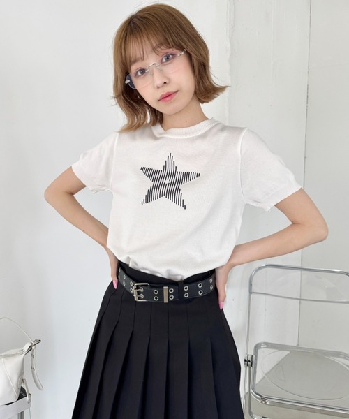 SOLLON.(ソルロン)の「スターモチーフ半袖チビトップス(Tシャツ/カットソー・レディース・レッド/ホワイト/ブラック・FREE)」の5枚目の写真