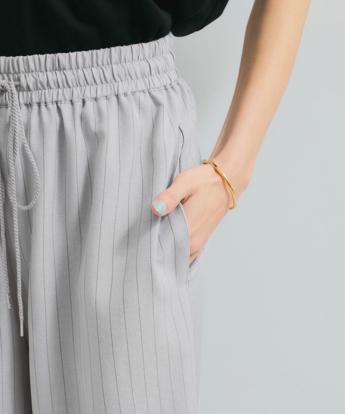 le cercle ADAM ET ROPE'(ルセルクルアダムエロペ)の「【セットアップ対応】タンブラーブッチャーワイドパンツ(その他パンツ・レディース・チャコールグレー/キャメル/ライトグレー/グレー系その他/ダークブラウン・FREE)」の18枚目の写真