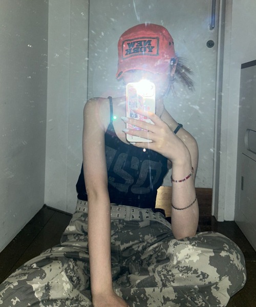 JEANASIS（ジーナシス）の「【25quee】ナンバリングカップ付きキャミ/497155（キャミソール・レディース・ブラック/グレー/レッド・FREE）」の20枚目の写真