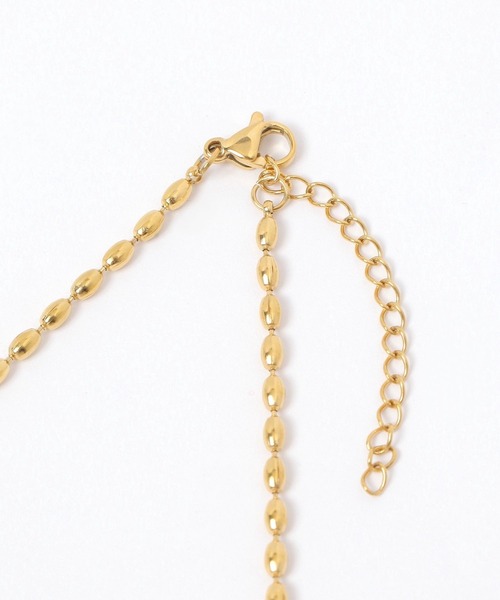 Elura（エルーラ）の「パールヘッドショートネックレス/494155（ネックレス・レディース・ゴールド・ONE SIZE）」の2枚目の写真