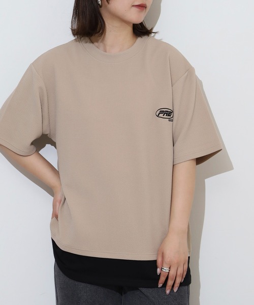 FUNALIVE(ファンアライブ)の「ジャガード レイヤード ワイド 半袖 Tシャツ(Tシャツ/カットソー・メンズ・ベージュ/グレー/ブラック/グレー系その他・L/LL/M)」の1枚目の写真