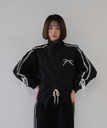 Uenui（ウニュイ）の「サイドライン レース ブルゾン アウター（ブルゾン）」