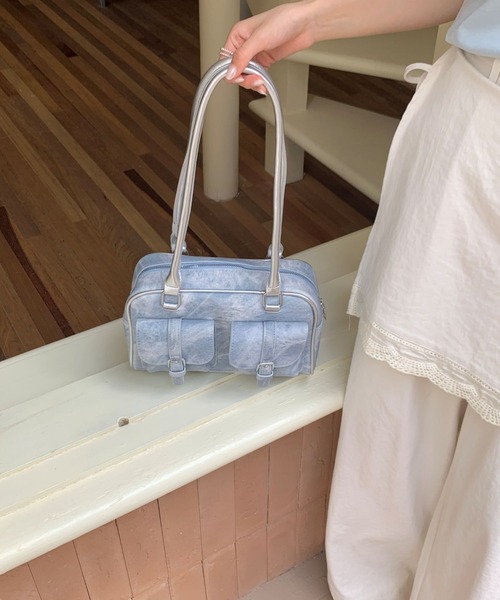 LETee(レティー)の「ダブルポケットボストンバッグ ロングハンドル(ボストンバッグ・レディース・ブラック/ブルー/ホワイト・FREE)」の18枚目の写真