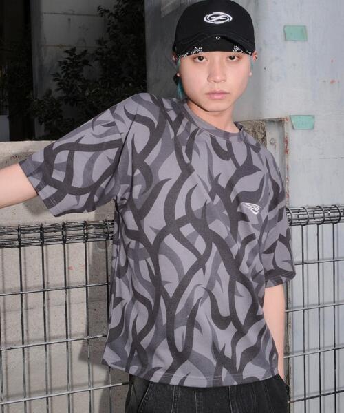SHORT ROUND(ショートラウンド)の「SHORT ROUND/トライバルワンポイントロゴT(Tシャツ/カットソー・メンズ・その他1・MEDIUM/LARGE)」の18枚目の写真