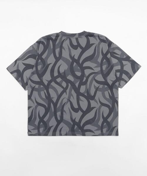 SHORT ROUND(ショートラウンド)の「SHORT ROUND/トライバルワンポイントロゴT(Tシャツ/カットソー・メンズ・その他1・MEDIUM/LARGE)」の4枚目の写真