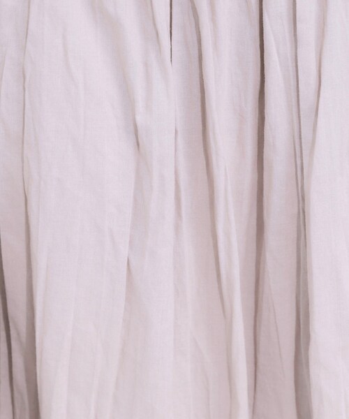 SHOO・LA・RUE（シューラルー）の「ナチュラルなシワ加工が大人見え エアリーロングスカート（スカート・レディース・ネイビー/オレンジ/ライトベージュ/グリーン・00）」の21枚目の写真