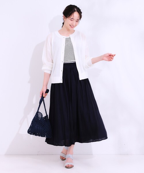 SHOO・LA・RUE（シューラルー）の「ナチュラルなシワ加工が大人見え エアリーロングスカート（スカート・レディース・ネイビー/オレンジ/ライトベージュ/グリーン・00）」の16枚目の写真