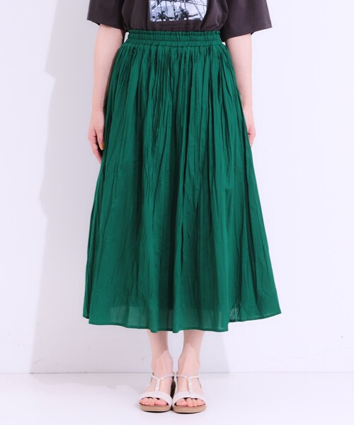 SHOO・LA・RUE（シューラルー）の「ナチュラルなシワ加工が大人見え エアリーロングスカート（スカート・レディース・ネイビー/オレンジ/ライトベージュ/グリーン・00）」の7枚目の写真