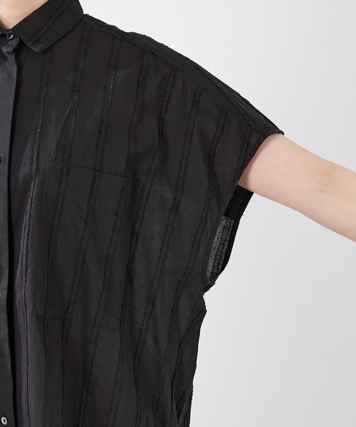 normment(ノーメント)の「【normment】ストライプジャガードブラウス-STRIPE JQD BLOUSE(シャツ/ブラウス・レディース・ブラック/ホワイト・FREE)」の21枚目の写真