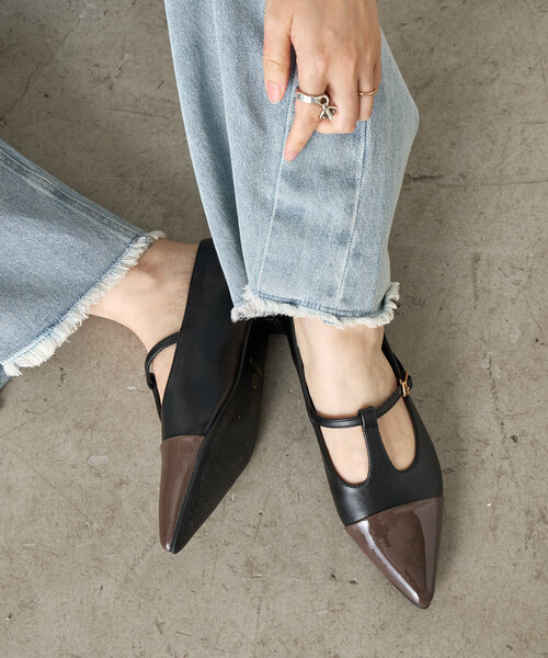 Jena espace merveilleux（ジェナ　エスパスメルヴェイユ）の「フロントエナメルパンプス（パンプス・レディース・アイボリー/ブラック・MEDIUM/LARGE）」の13枚目の写真