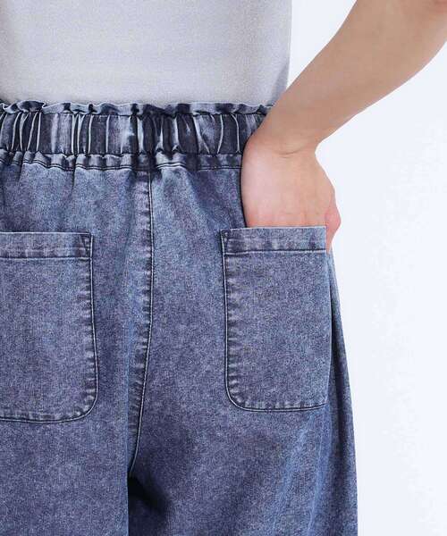 Cutie Blonde（キューティーブロンド）の「【S-LL】サイドラインがアクセント イージーデニムパンツ（デニムパンツ・レディース・ブラック系4/ブルー系4・01/02/03/04）」の15枚目の写真