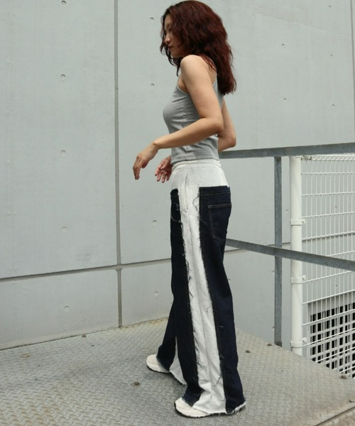 FIG&VIPER（フィグアンドバイパー）の「デニム×スウェットワイドPT（スウェットパンツ・レディース・ブルー/ダークブルー・FREE）」の5枚目の写真