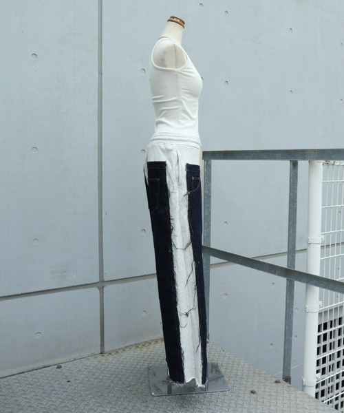 FIG&VIPER（フィグアンドバイパー）の「デニム×スウェットワイドPT（スウェットパンツ・レディース・ブルー/ダークブルー・FREE）」の8枚目の写真