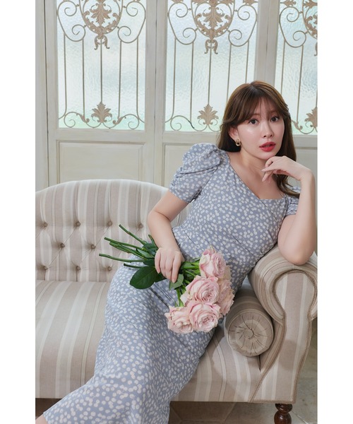 Her lip to(ハーリップトゥー)の「Cherry Pattern Cache-Coeur One-Piece(ワンピース・レディース・ネイビー/ベージュ/モーブ系/チェリーピンク/ライトブルー・XS/S/M)」の1枚目の写真