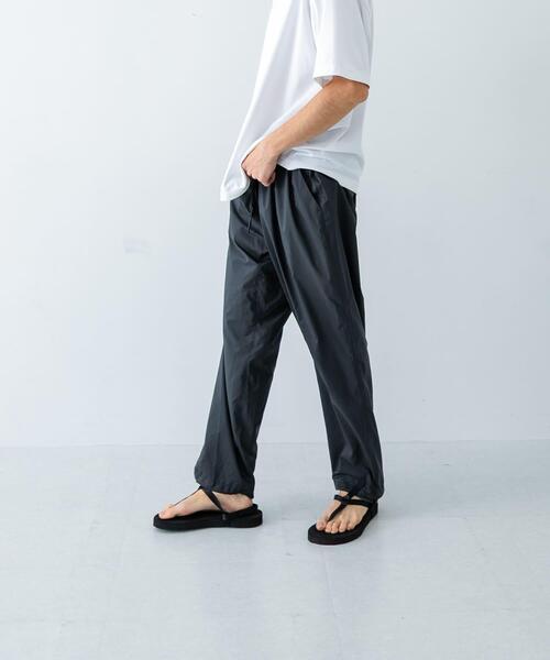 URBAN RESEARCH(アーバンリサーチ)の「SHADOW RIP EASY PANTS(その他パンツ・メンズ・チャコールグレー/ブラック・MEDIUM/LARGE)」の16枚目の写真
