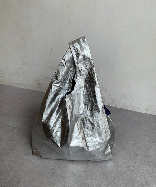 DouDou(ドゥドゥ)の「25HO BABY BAGGU メタリック(ショルダーバッグ・レディース・ホワイト/ピンク/シルバー/ゴールド・FREE)」の3枚目の写真