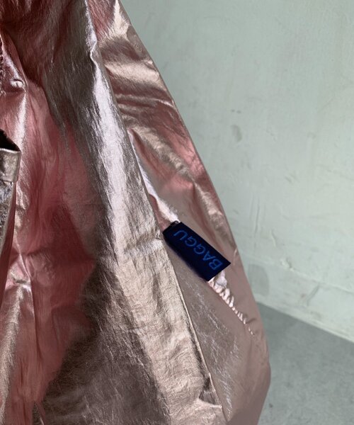 DouDou(ドゥドゥ)の「25HO BABY BAGGU メタリック(ショルダーバッグ・レディース・ホワイト/ピンク/シルバー/ゴールド・FREE)」の11枚目の写真