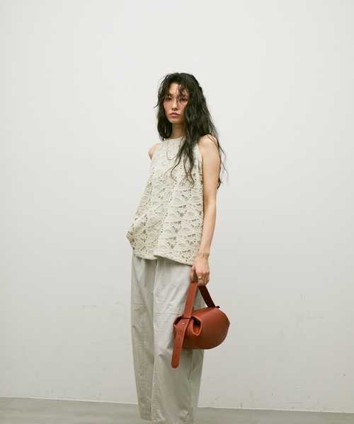 Lutim by u（ルチバイユー）の「2-way round bag / 2wayラウンドバック（ハンドバッグ・レディース・ブラック/ホワイト/ブラウン・FREE）」の16枚目の写真