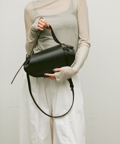 Lutim by u（ルチバイユー）の「2-way round bag / 2wayラウンドバック（ハンドバッグ・レディース・ブラック/ホワイト/ブラウン・FREE）」の7枚目の写真