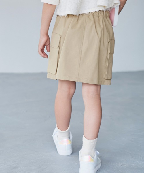 ROPE' PICNIC（ロペピクニック）の「【KIDS/キッズ】インパンツ付きストレッチカーゴミニスカート（スカート・キッズ・ベージュ/ブラック・S/L/M）」の10枚目の写真