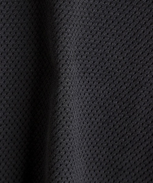 marka（マーカ）の「marka / マーカ：MESH TEE - 40/2 ORGANIC COTTON MESH -：M25B-07CS01B[COR]（Tシャツ/カットソー・メンズ・ブラック・S/M）」の4枚目の写真