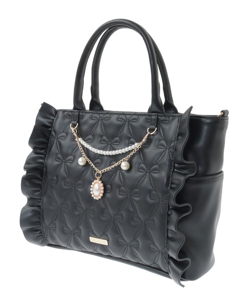 Maison de FLEUR（メゾンドフルール）の「チャーム付きリボンキルティング2Wayトート（トートバッグ・レディース・ブラック/ライトピンク・FREE）」の8枚目の写真