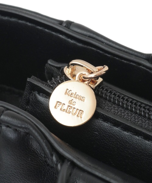 Maison de FLEUR（メゾンドフルール）の「チャーム付きリボンキルティング2Wayトート（トートバッグ・レディース・ブラック/ライトピンク・FREE）」の16枚目の写真