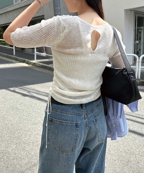 andme(アンドミー)の「シアーバックオープン半袖リブトップス(ニット/セーター・レディース・オフホワイト/ブラック/ブラウン系その他/ベージュ・M)」の12枚目の写真