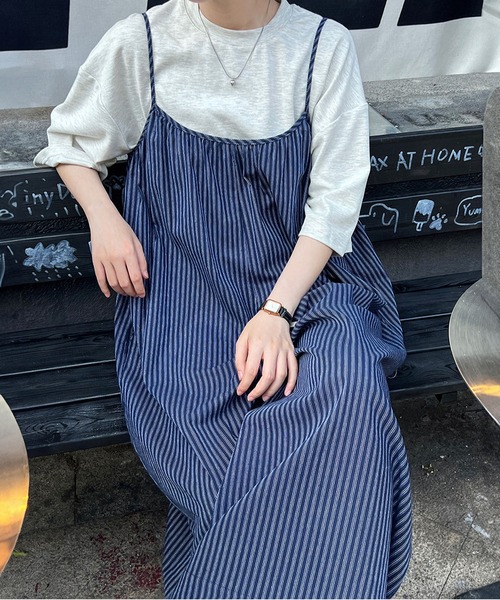 MAISON DE THERESE（メゾン ド テレーズ）の「ブルーストライプのサロペットオール（サロペット/オーバーオール・レディース・ブルー・M/L）」の5枚目の写真