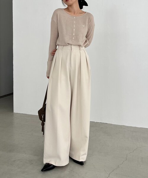 CAPRICIEUX LE'MAGE(カプリシューレマージュ)の「〈C.L〉シアーヘンリーニット(ニット/セーター・レディース・ベージュ/ブラウン/オフホワイト・FREE)」の13枚目の写真