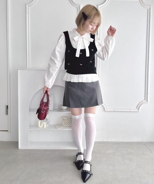 Loueme(ルエム)の「【2点SET】ボウタイブラウス+リボン刺繍ベスト(シャツ/ブラウス・レディース・ブラック/オフホワイト/グレー/ピンク・FREE)」の5枚目の写真