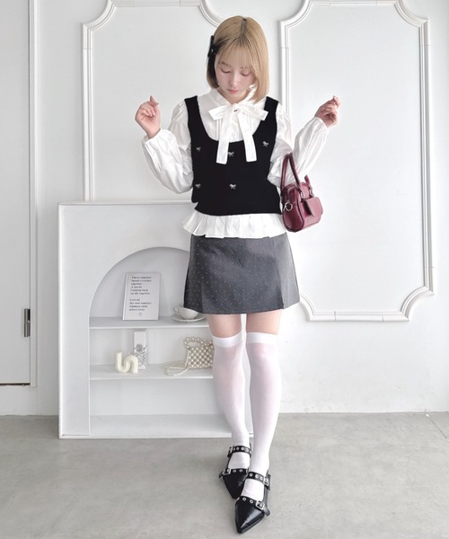 Loueme(ルエム)の「【2点SET】ボウタイブラウス+リボン刺繍ベスト(シャツ/ブラウス・レディース・ブラック/オフホワイト/グレー/ピンク・FREE)」の6枚目の写真