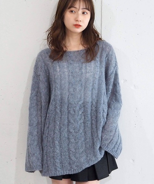 tiptop（ティップトップ）の「シアーケーブルBIGニット（ニット/セーター・レディース・グリーン/チャコールグレー/ブルー/アイボリー・FREE）」の4枚目の写真