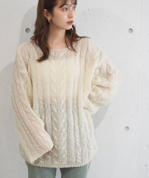 tiptop（ティップトップ）の「シアーケーブルBIGニット（ニット/セーター・レディース・グリーン/チャコールグレー/ブルー/アイボリー・FREE）」の5枚目の写真