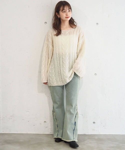 tiptop（ティップトップ）の「シアーケーブルBIGニット（ニット/セーター・レディース・グリーン/チャコールグレー/ブルー/アイボリー・FREE）」の7枚目の写真