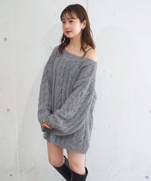 tiptop（ティップトップ）の「シアーケーブルBIGニット（ニット/セーター・レディース・グリーン/チャコールグレー/ブルー/アイボリー・FREE）」の16枚目の写真