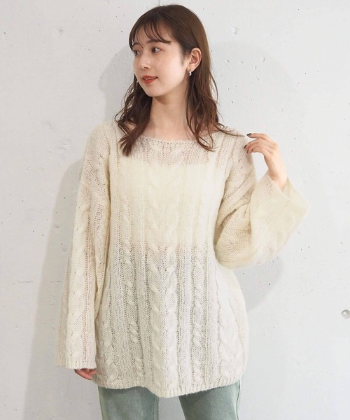 tiptop（ティップトップ）の「シアーケーブルBIGニット（ニット/セーター・レディース・グリーン/チャコールグレー/ブルー/アイボリー・FREE）」の6枚目の写真