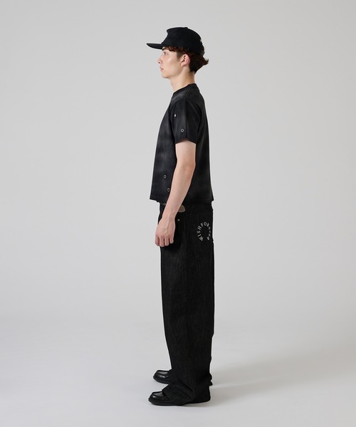 kutir(クティール)の「EYELET DESIGN CROPPED TEE/ハトメデザインクロップドTEE(Tシャツ/カットソー・メンズ・ブラック/オフホワイト/杢グレー・MEDIUM/LARGE)」の21枚目の写真