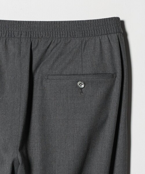 UNITED ARROWS(ユナイテッドアローズ)の「2プリーツ ギャザー イージーパンツ -ストレッチ-(その他パンツ・メンズ・グレー系・L/M/XL/S)」の8枚目の写真