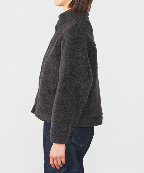 DANTON(ダントン)の「DANTON | ダブルフェイスボア スタンドカラージャケット WOMEN(ブルゾン・レディース・ブラック/ベージュ/マスタード・S)」の10枚目の写真