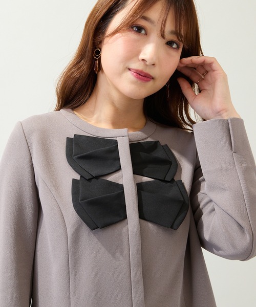 Rose Tiara(ローズティアラ)の「【UVカット】ダブルリボンジャケット(ノーカラージャケット・レディース・ブラック/オフホワイト/ブラウン・42/46/38/40)」の10枚目の写真